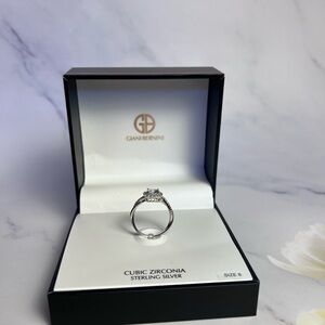 Sterling Silver Ring Sz 8 With Large CZ Stone New In Box by Giani Bernini